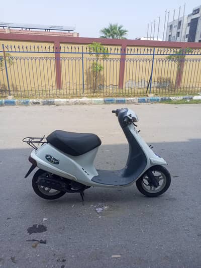 Honda petrol scooty