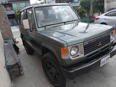 Mitsubishi Pajero 1986