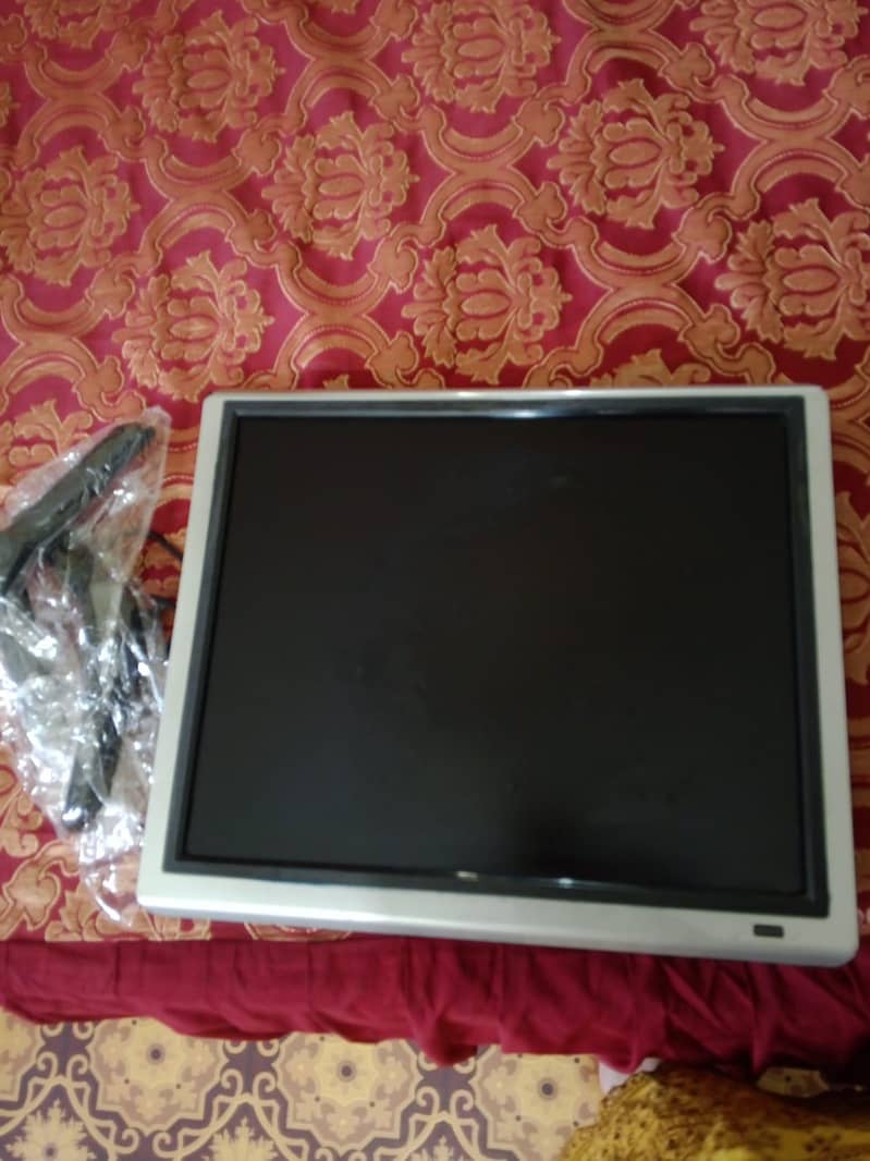 TV LCD 2