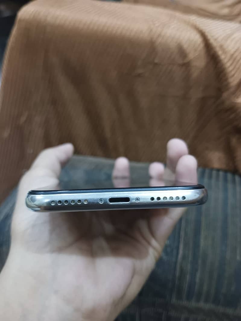 Apple iPhone X 2