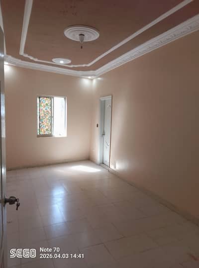 1200 Square Feet Flat For Sale Available In Gizri