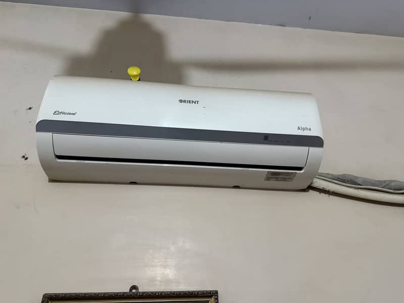 White colour orient Ac 0