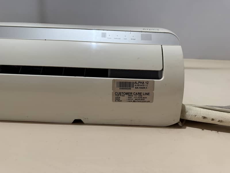 White colour orient Ac 3