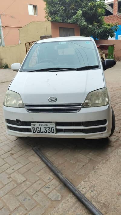 Daihatsu Mira 2012