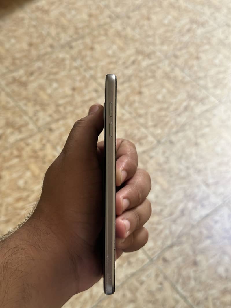 Samsung Mobile A7 3