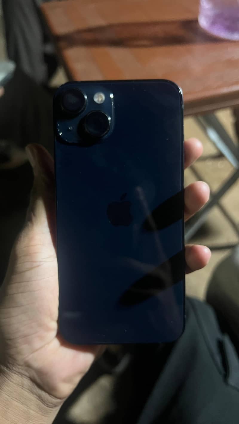 Apple iPhone 13 4
