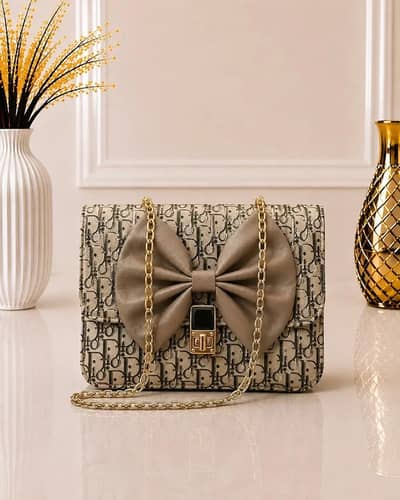 Leather plain sholder bag