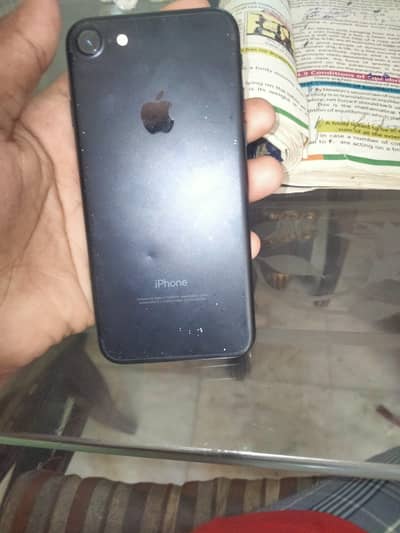 Apple iPhone 7