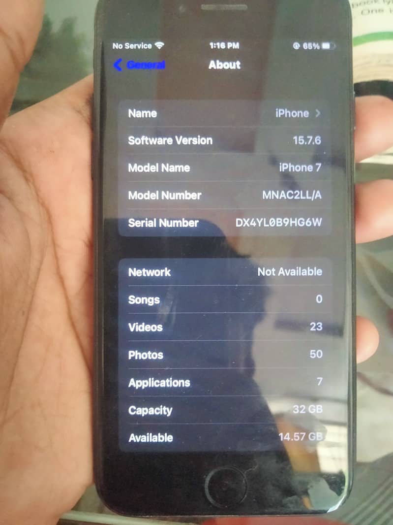 Apple iPhone 7 1