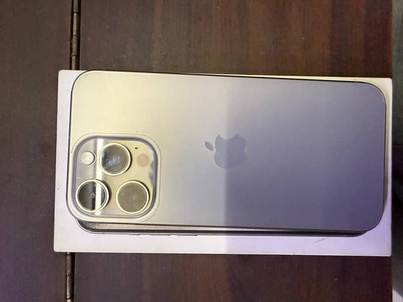 iPhone 15 Pro Max JV 3