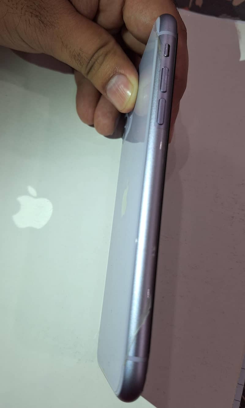 Apple iPhone 11 2