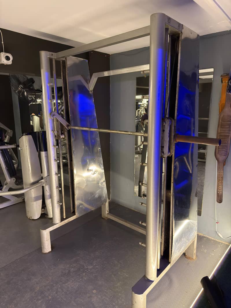 Smith Machine 3