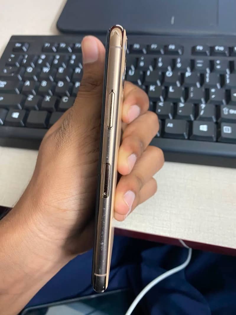 Apple iPhone 11 Pro 5