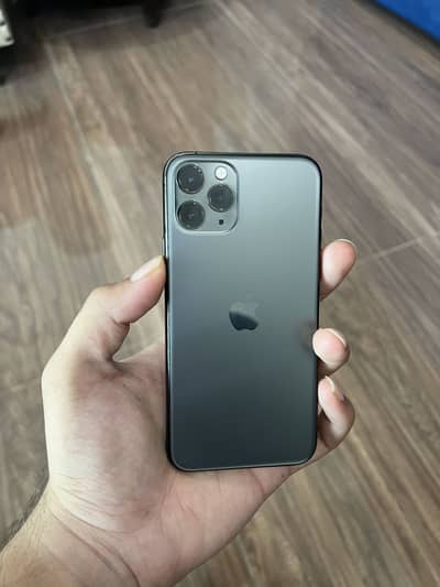 Apple iPhone 11 Pro water pack phone