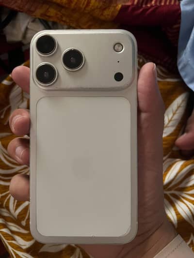 iPhone XR converted iphone 17 Pro