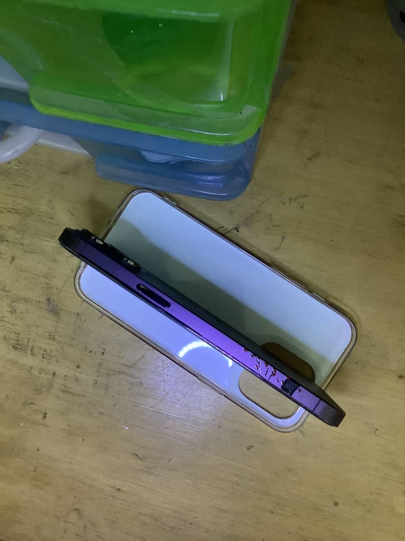 Apple iPhone 14 Pro Max 10