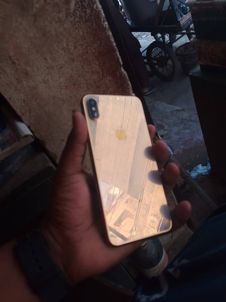 Xs max sim working 2