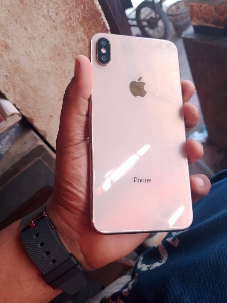 Xs max sim working 4
