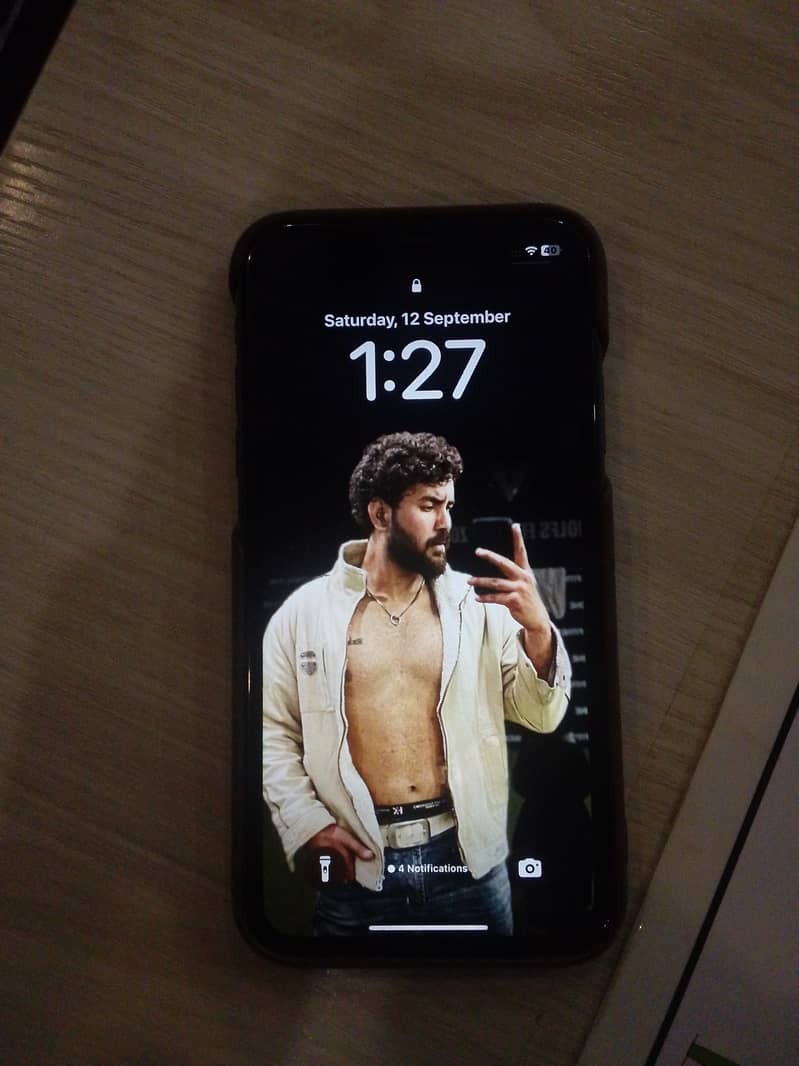 Apple iPhone 11 0