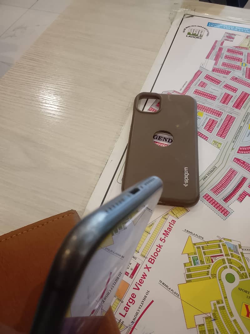 Apple iPhone 11 1