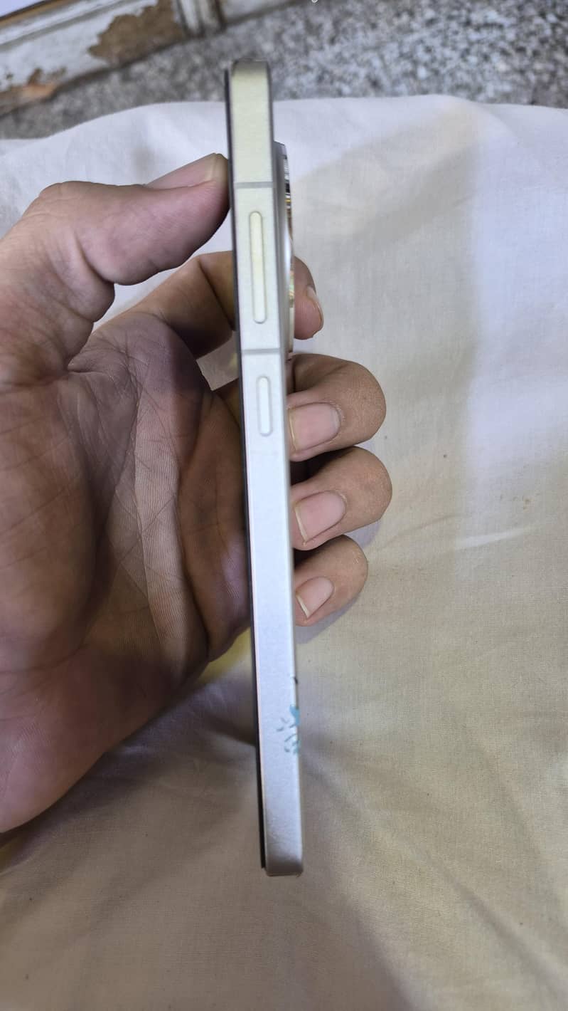 One Plus 13r 1