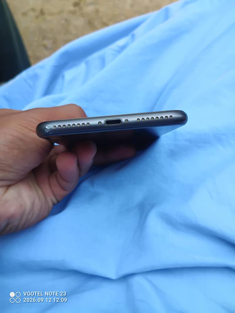 iphone 8 plus jv 2