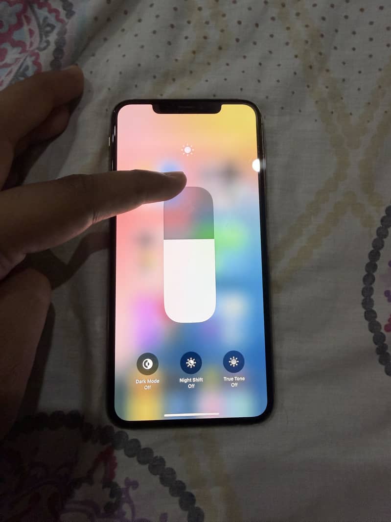 Apple iPhone XS Max 6