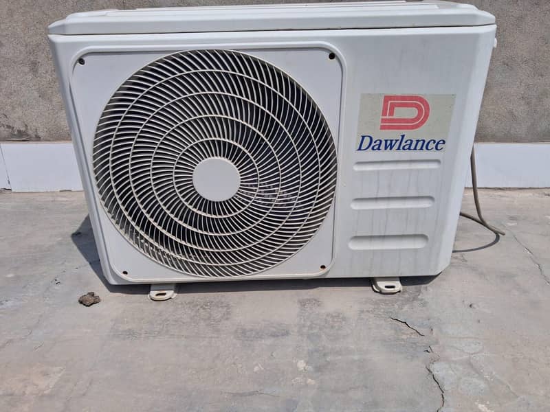Two AC  unit 1.5 ton 3