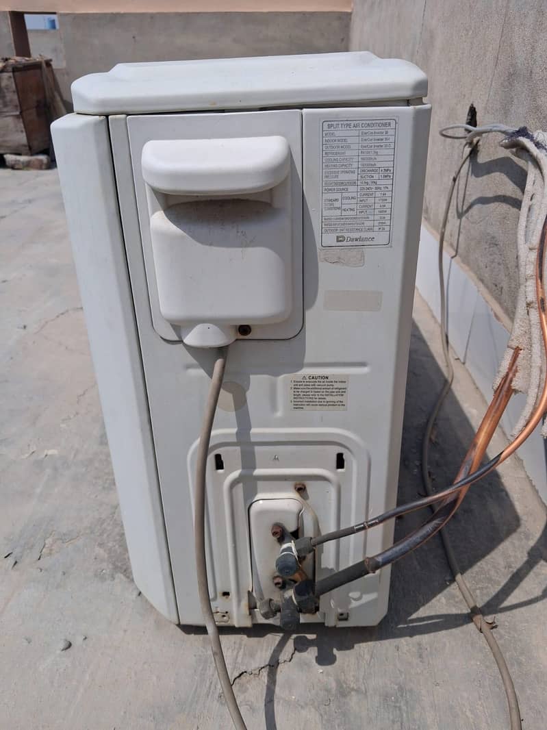 Two AC  unit 1.5 ton 5