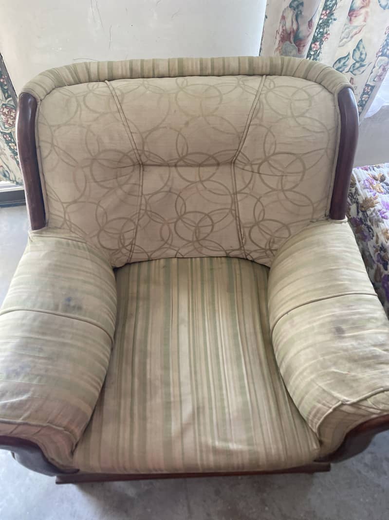 Used sofa 1