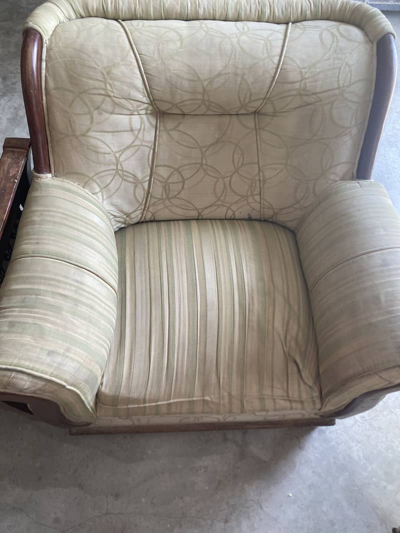 Used sofa 2