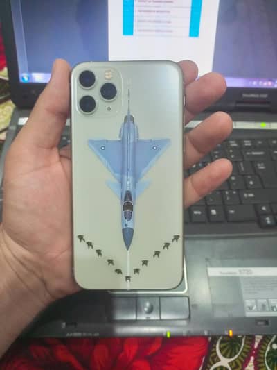 Iphone 11 pro white colour non PTA