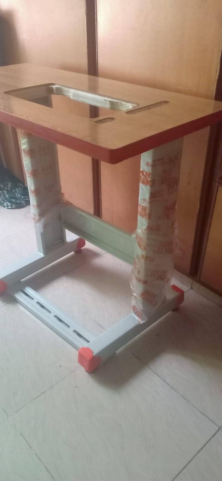 swing machine table/ salai machine table 2