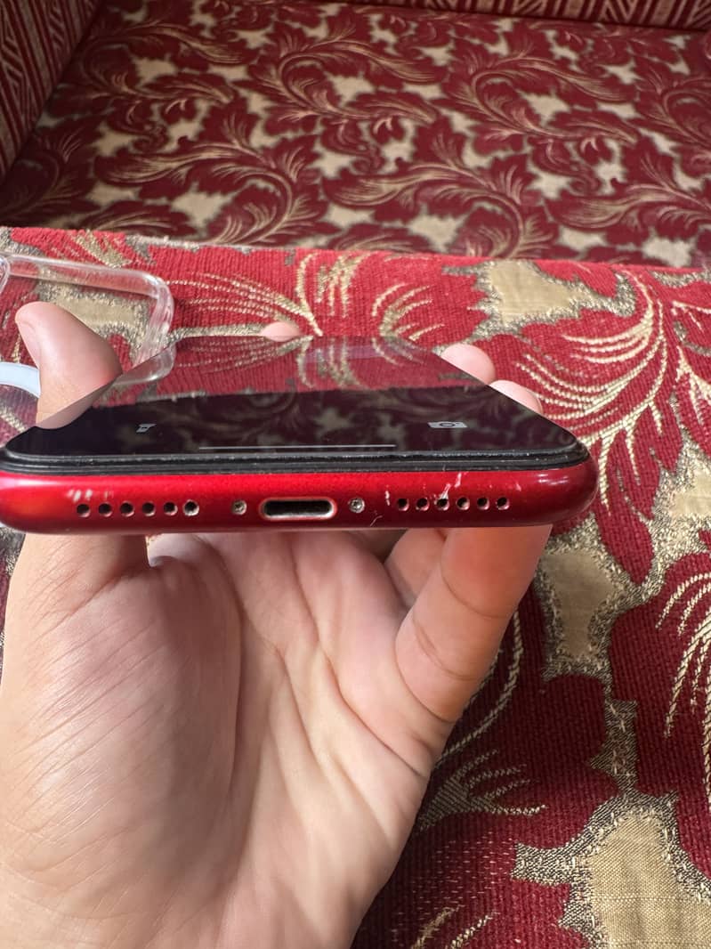 Apple iPhone XR 5