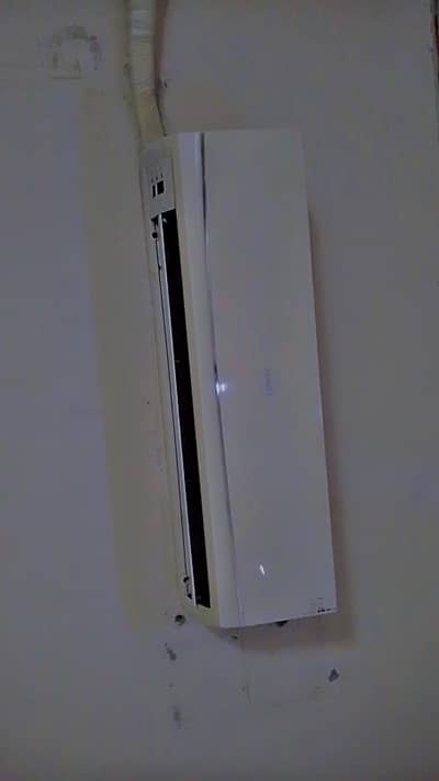10/10 Haier ac 1tan total genmaion/03166749955