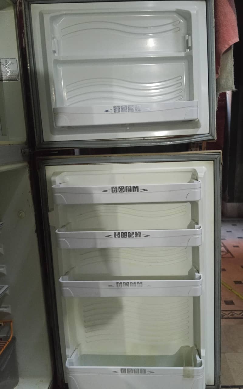 Dawlance refrigerator 2