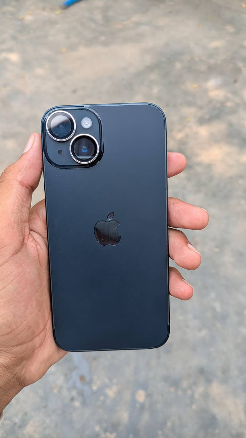 Apple iPhone 14 3