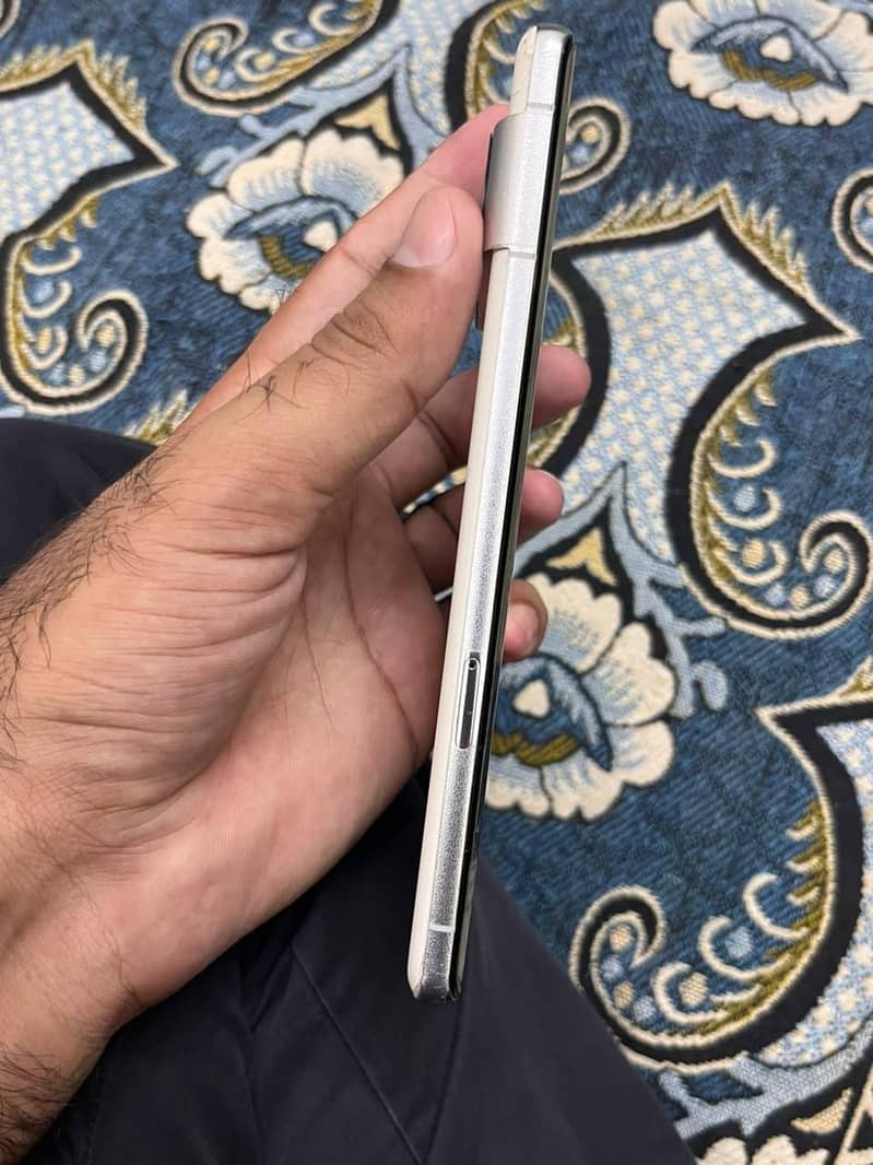 Google Pixel 7 Pro 6