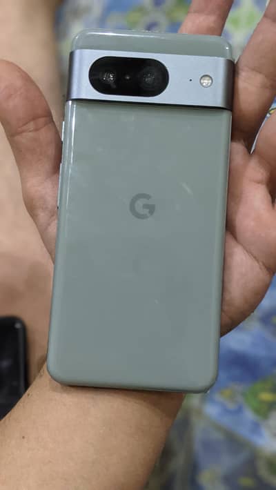 Google Pixel 8