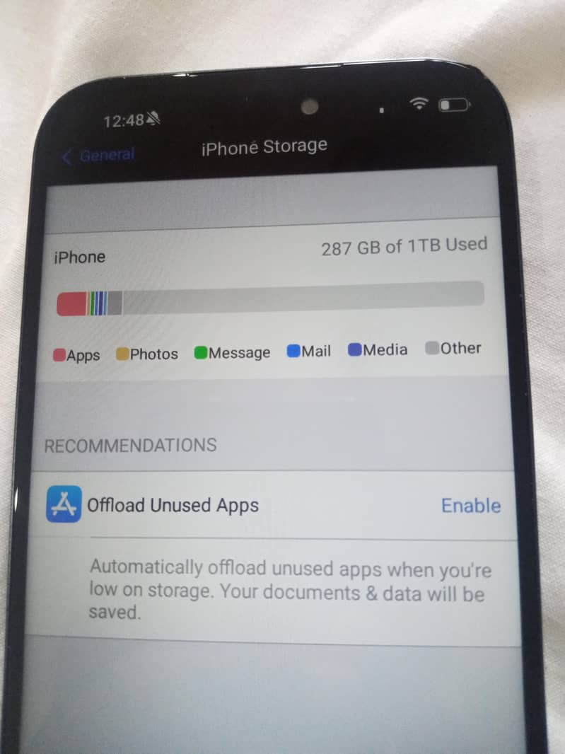 Apple iPhone 17 Pro Max 2