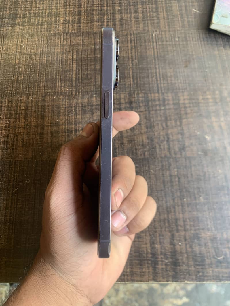Apple iPhone 14 Pro Max 5
