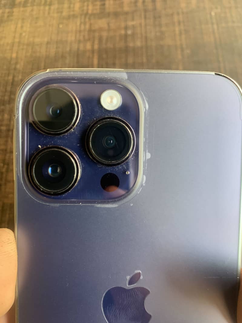 Apple iPhone 14 Pro Max 0