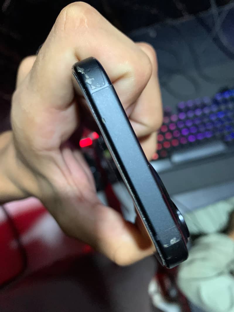 Apple iPhone 15 3