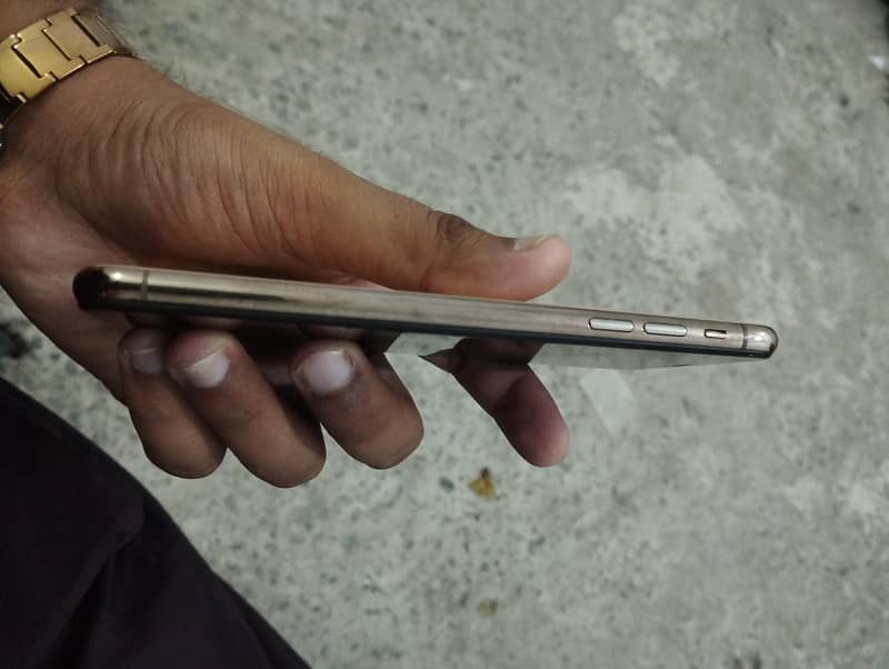 iPhone xs max 3