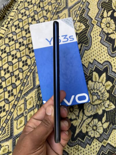 Vivo Y53s