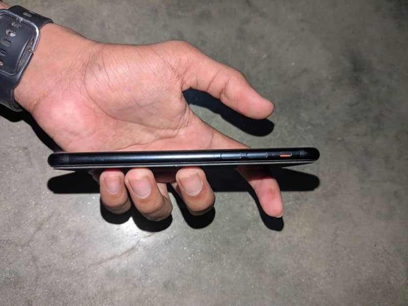 Apple iPhone SE 4
