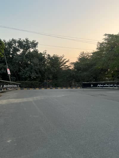 3 marla plot for sale on ideal location of Palm Villas opposite to sozo water park main canal road Lahore