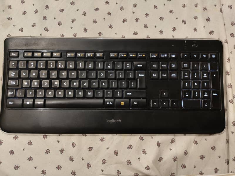 Logitech keyboard 0
