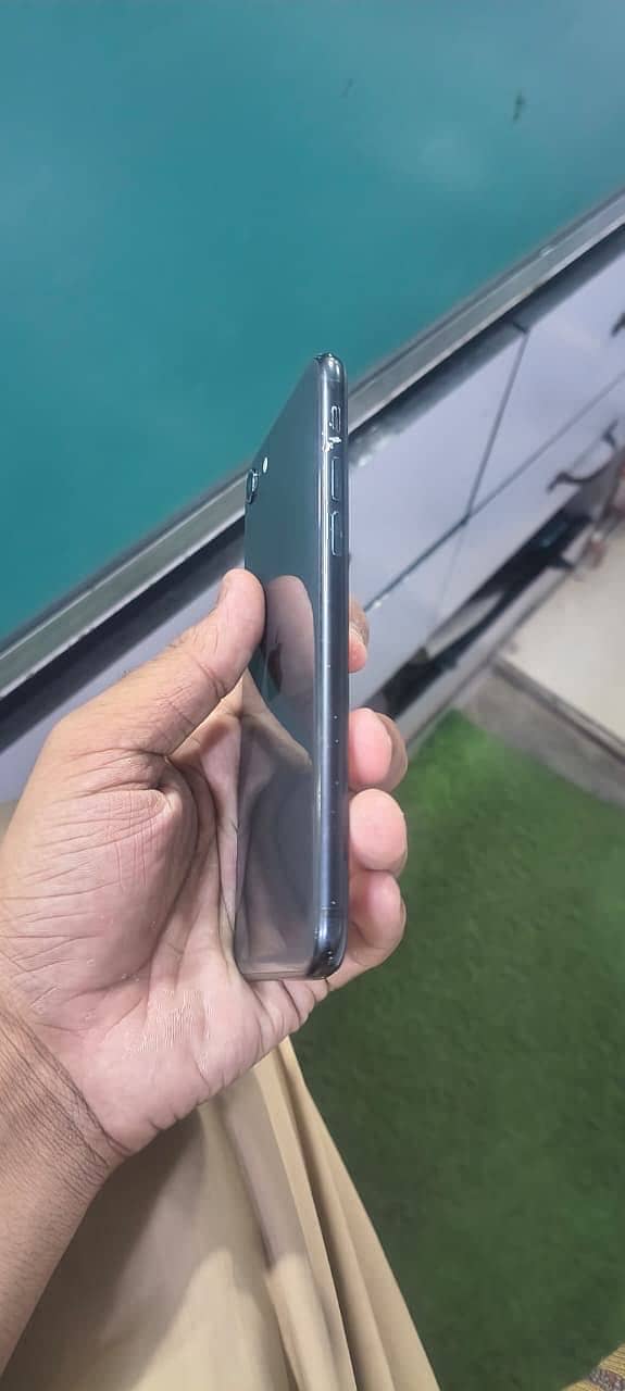 Apple iPhone SE 4