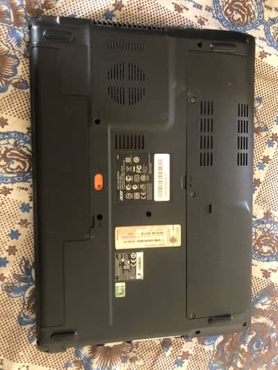 Acer leptop cor I 5 5 gernation